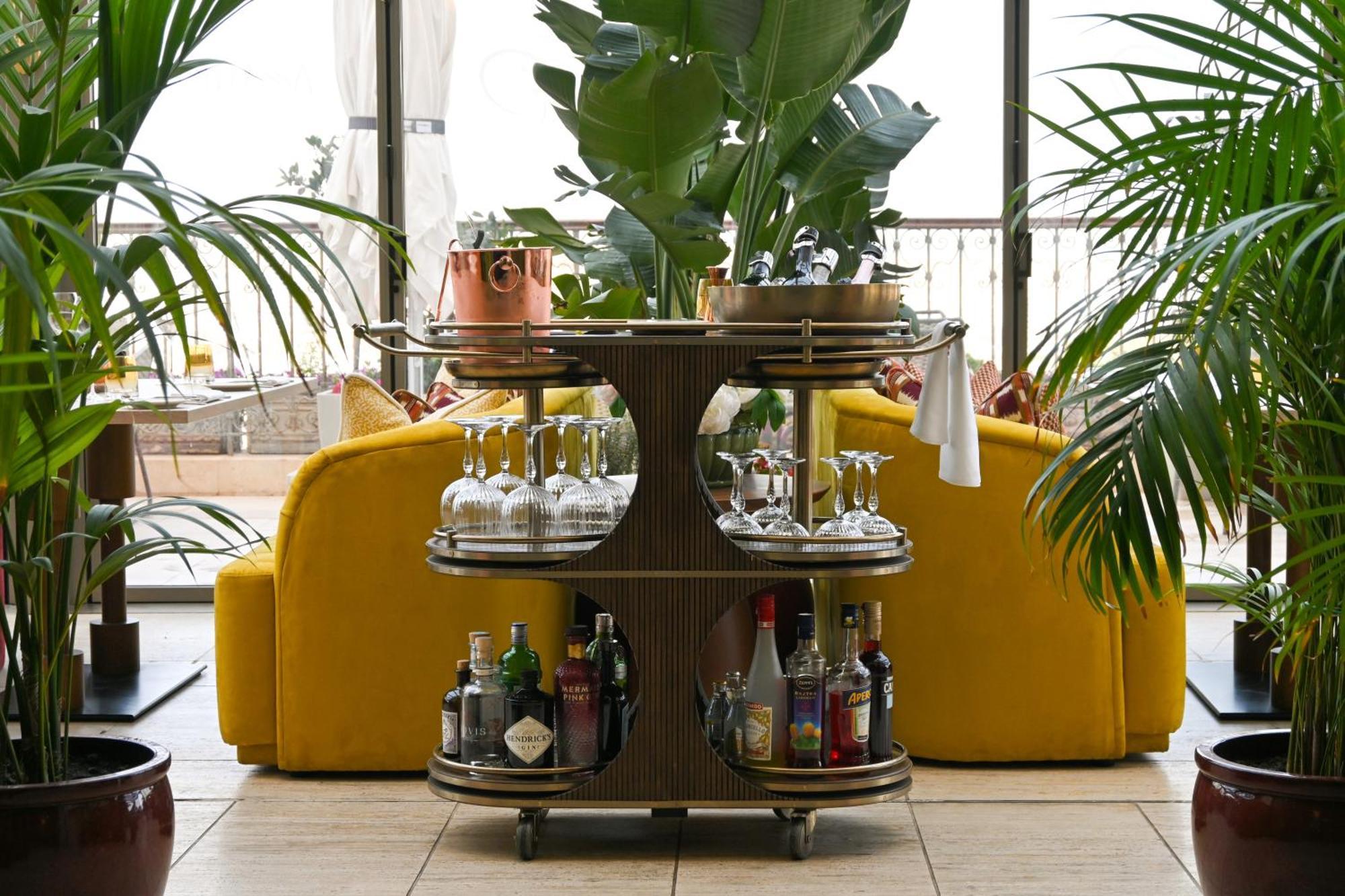 The Phoenicia Malta - The Leading Hotels Of The World Floriana Exterior photo The bar at the 1930s-style restaurant